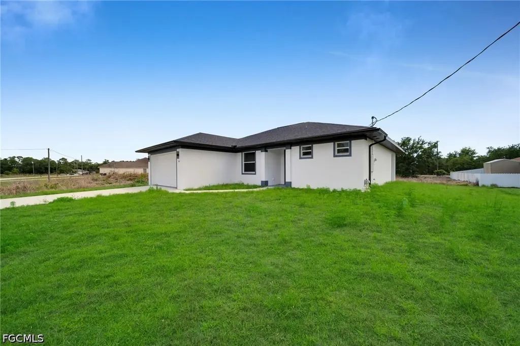2515 Sunniland Boulevard Lehigh Acres FL 33971