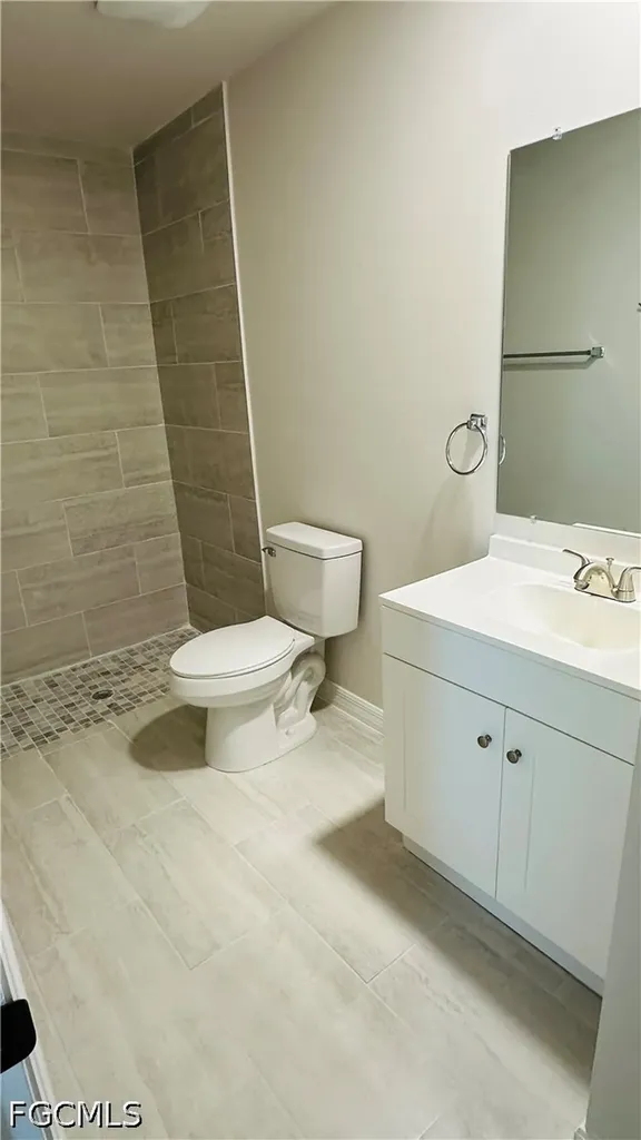 607 SE 7th Street Cape Coral FL 33990
