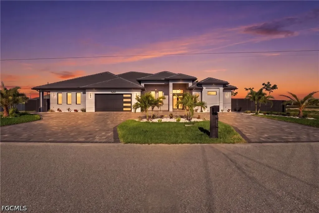 120 SW 9th Avenue Cape Coral FL 33991