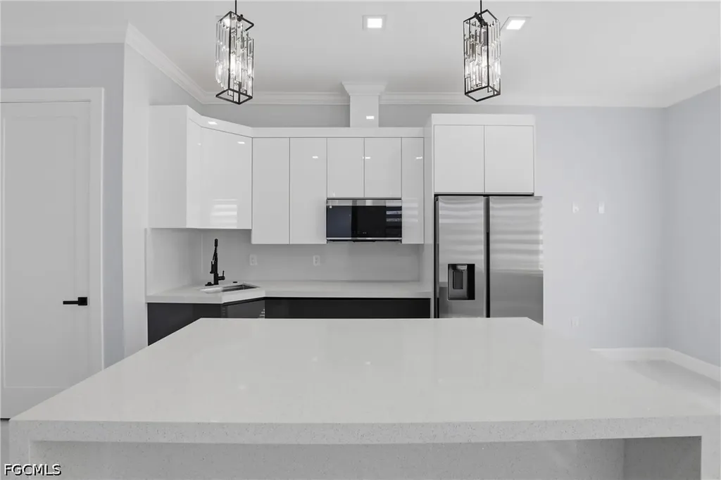 120 SW 9th Avenue Cape Coral FL 33991