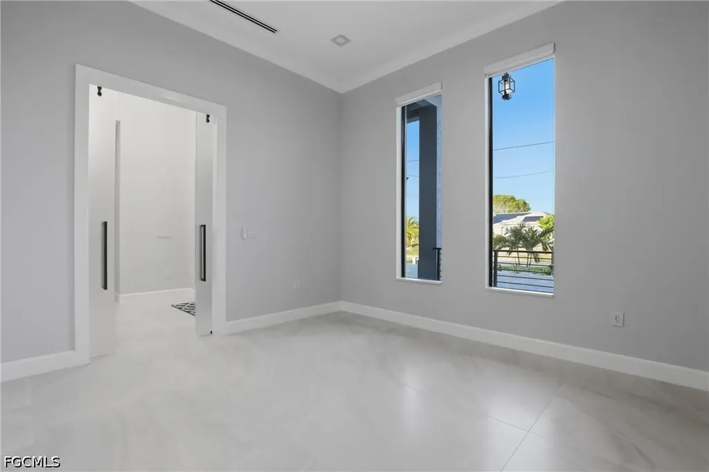 120 SW 9th Avenue Cape Coral FL 33991