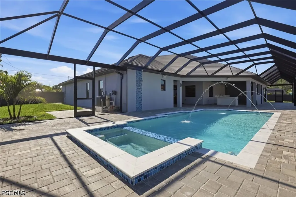 120 SW 9th Avenue Cape Coral FL 33991