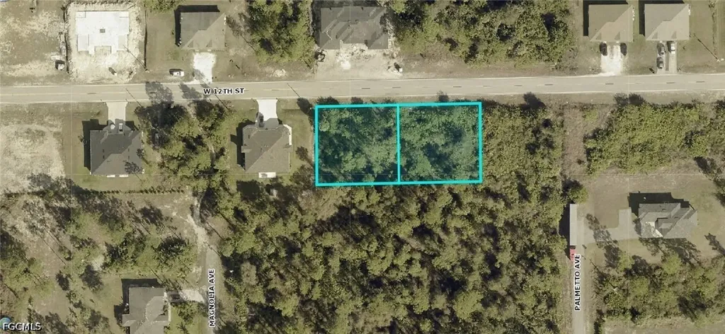 909 & 911 W 12th Street Lehigh Acres FL 33972