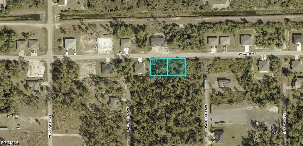 909 & 911 W 12th Street Lehigh Acres FL 33972