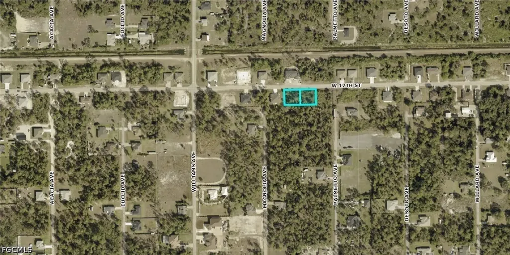 909 & 911 W 12th Street Lehigh Acres FL 33972