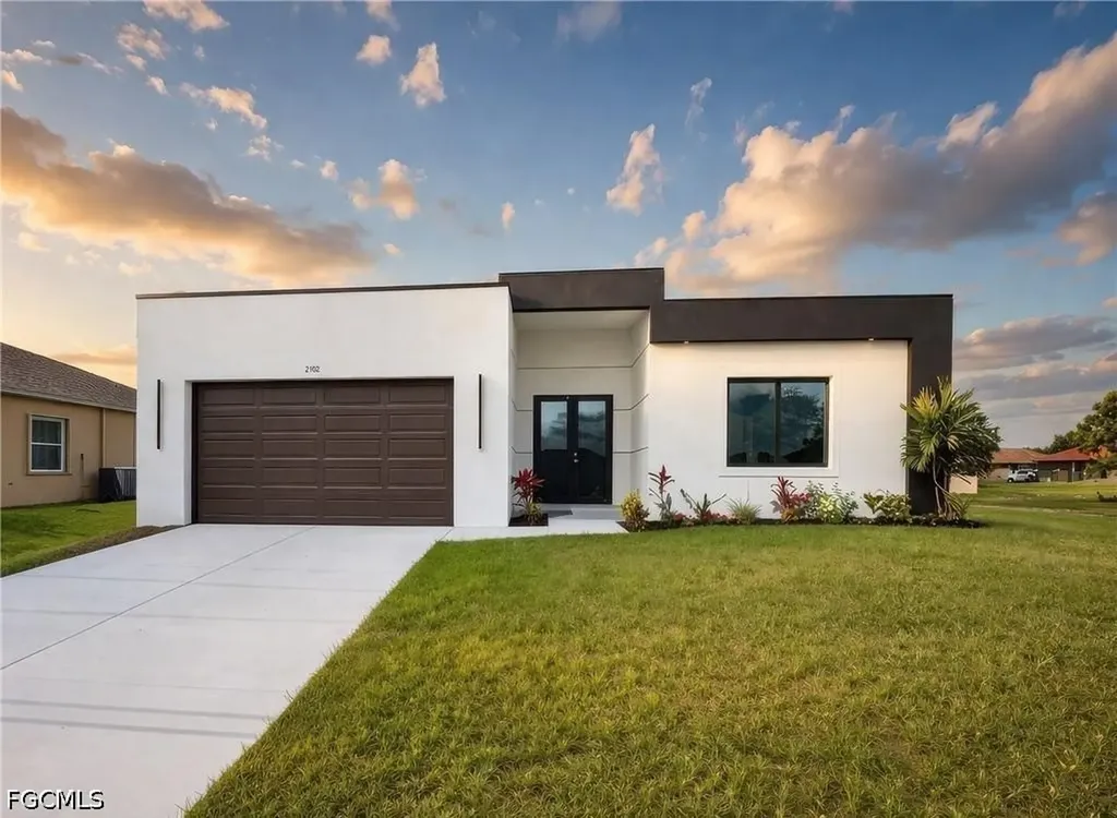 2102 NW 25th Place Cape Coral FL 33993