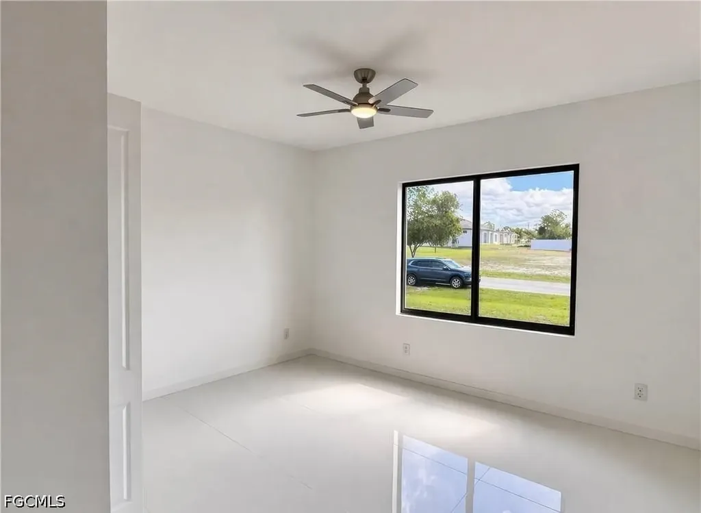2102 NW 25th Place Cape Coral FL 33993