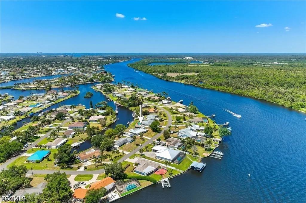 13821 River Forest Drive Fort Myers FL 33905