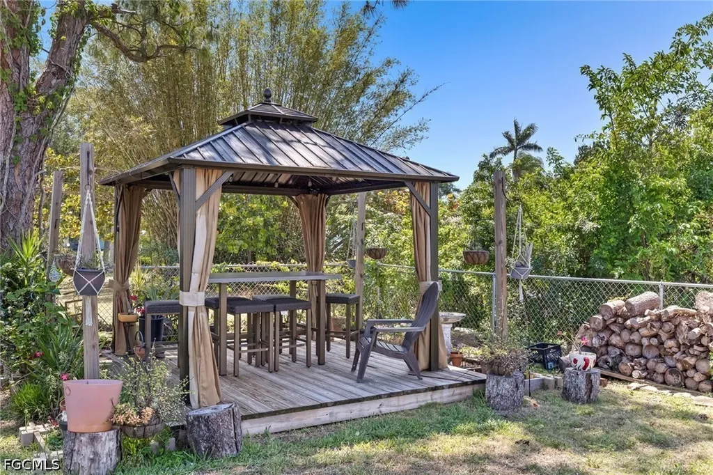 13821 River Forest Drive Fort Myers FL 33905