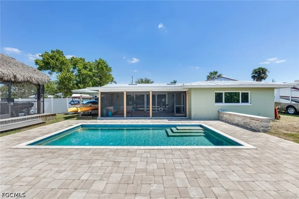 13821 River Forest Drive Fort Myers FL 33905