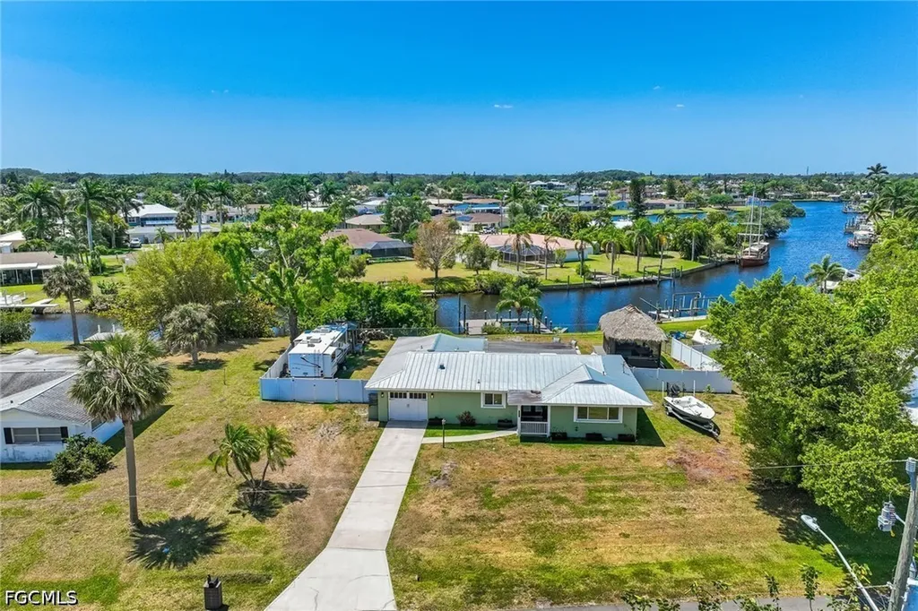 13821 River Forest Drive Fort Myers FL 33905