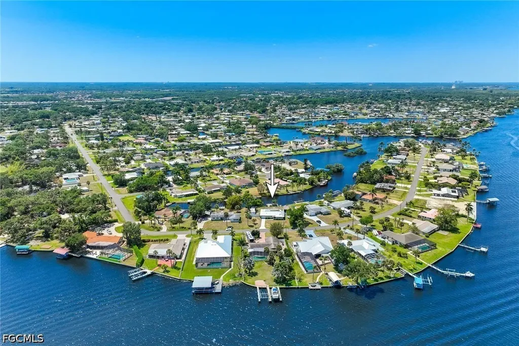13821 River Forest Drive Fort Myers FL 33905