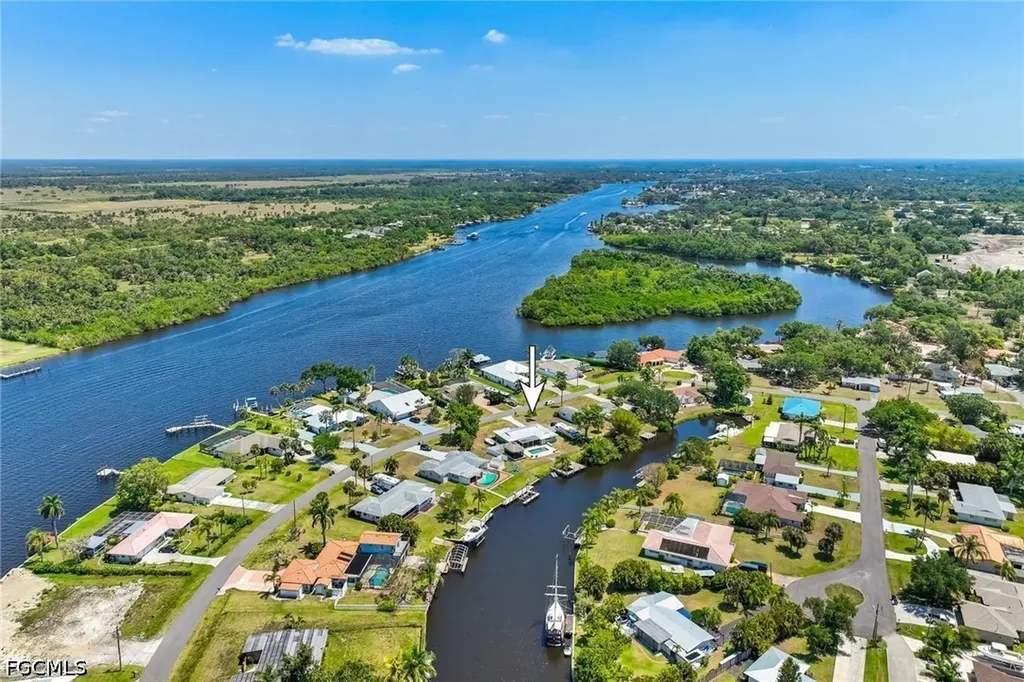 13821 River Forest Drive Fort Myers FL 33905