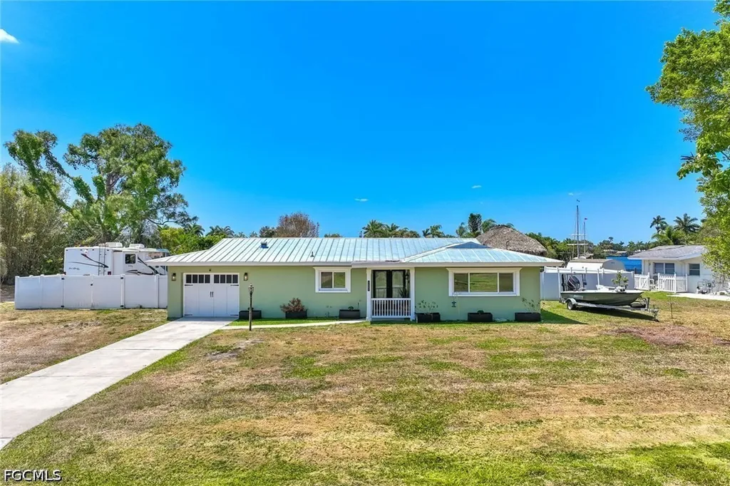 13821 River Forest Drive Fort Myers FL 33905