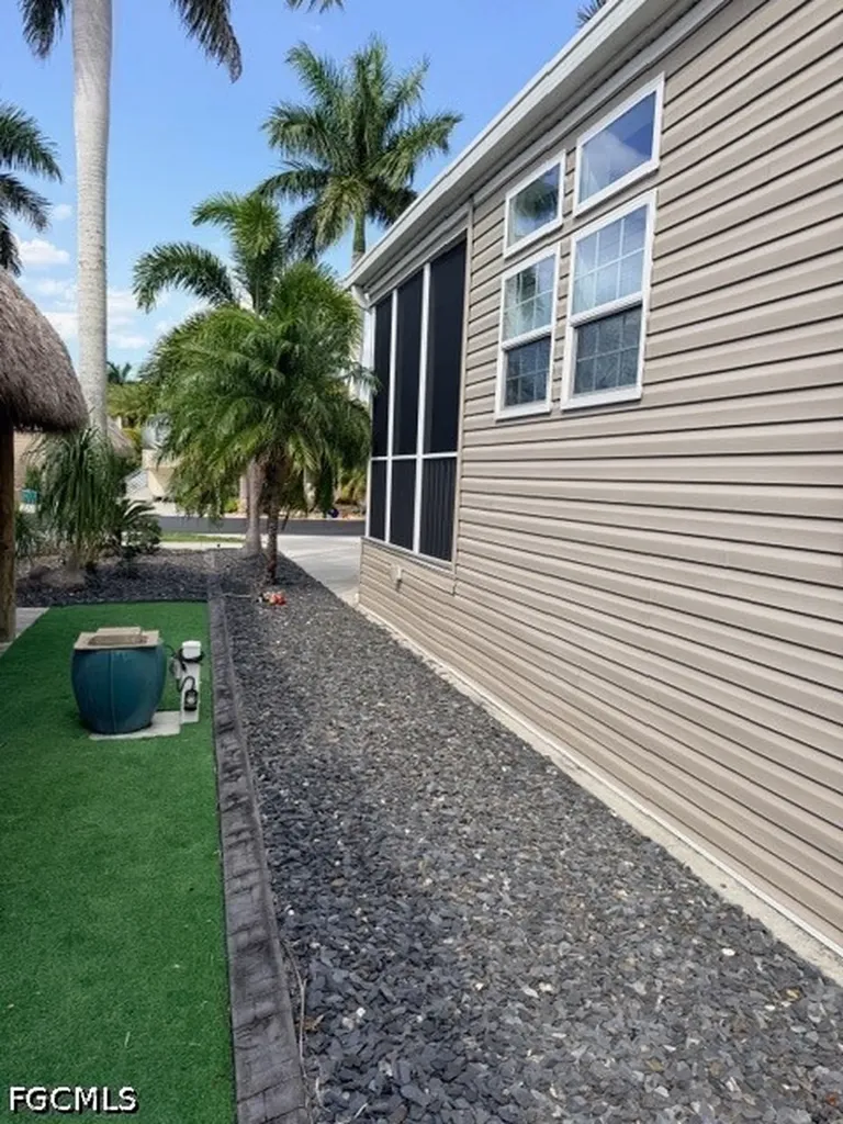 5471 Cypress Trail Resort Circle Fort Myers FL 33905