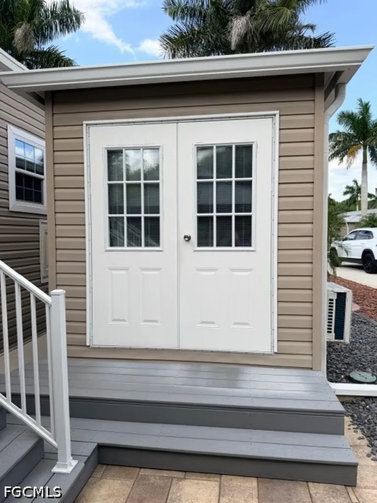 5471 Cypress Trail Resort Circle Fort Myers FL 33905