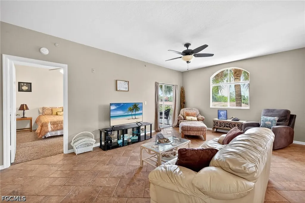 6361 Aragon Way Fort Myers FL 33966