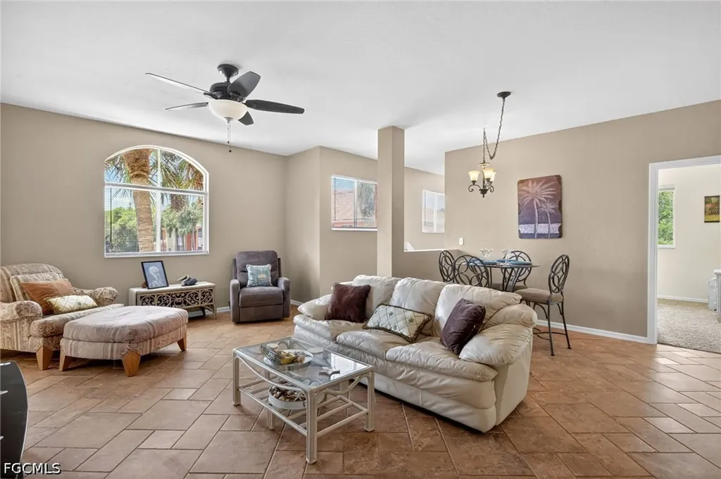 6361 Aragon Way Fort Myers FL 33966