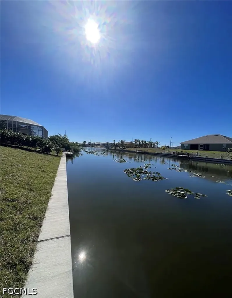 916 NW 3rd Avenue Cape Coral FL 33993