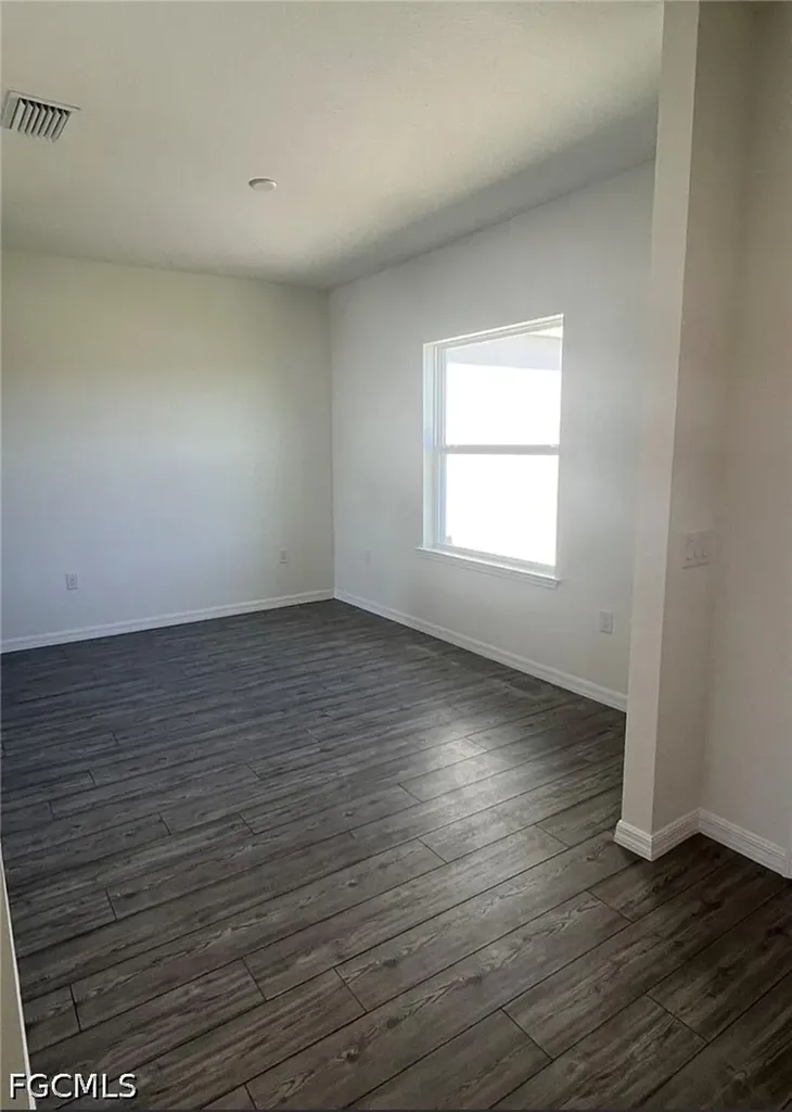 916 NW 3rd Avenue Cape Coral FL 33993
