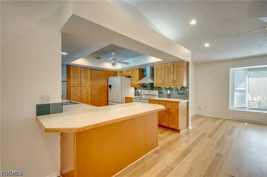 1419 SE 39th Terrace Cape Coral FL 33904