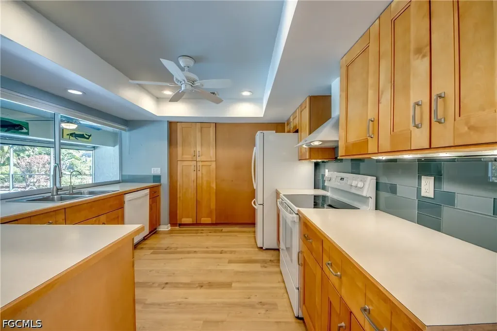 1419 SE 39th Terrace Cape Coral FL 33904