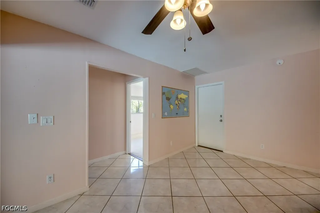 1419 SE 39th Terrace Cape Coral FL 33904