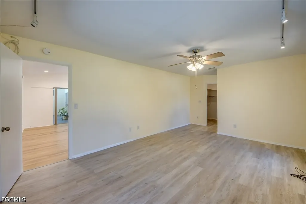 1419 SE 39th Terrace Cape Coral FL 33904
