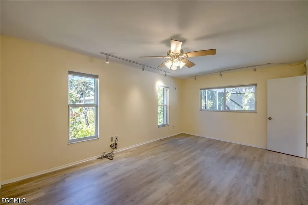 1419 SE 39th Terrace Cape Coral FL 33904