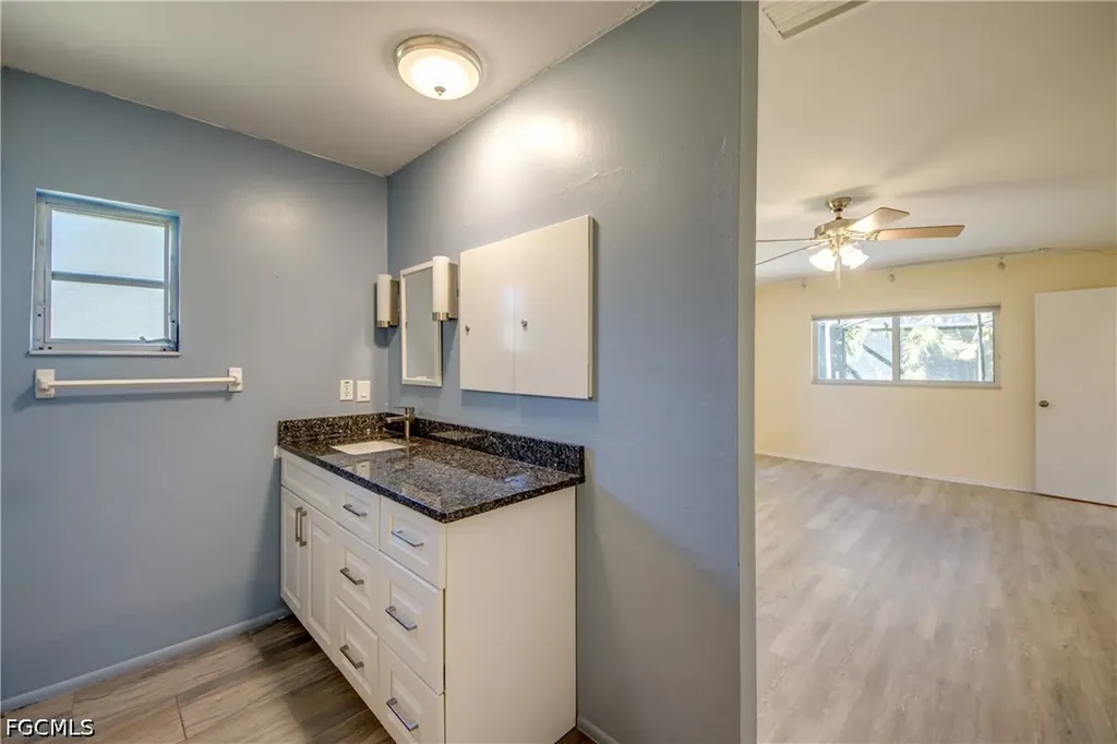 1419 SE 39th Terrace Cape Coral FL 33904