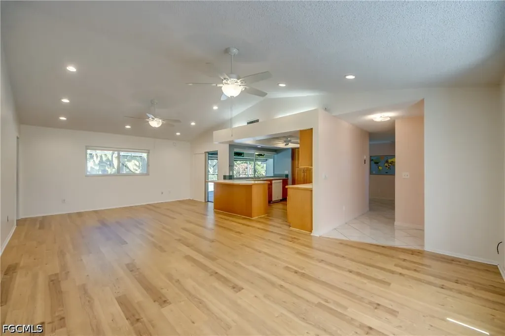 1419 SE 39th Terrace Cape Coral FL 33904