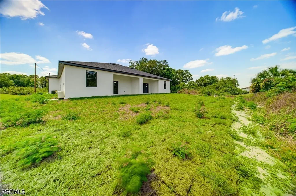 505-507 Piedmont Street Lehigh Acres FL 33974