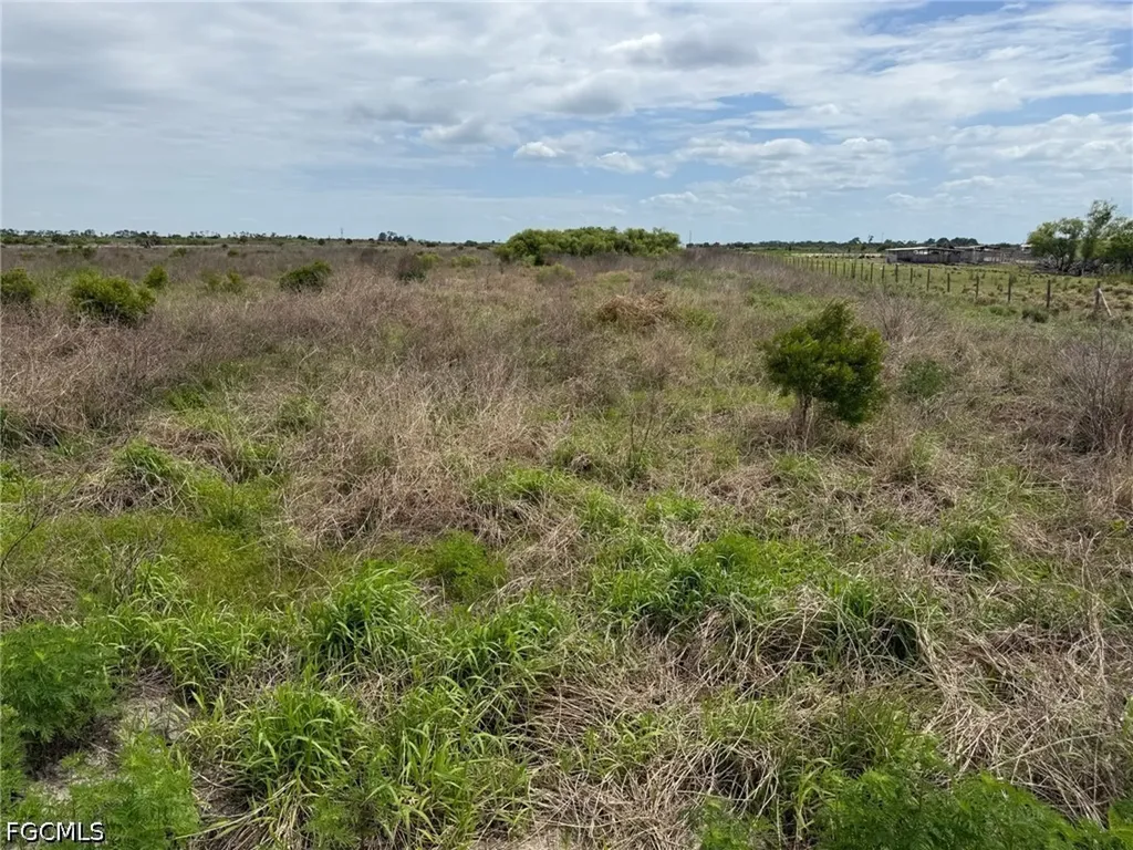 6435 1st Road Labelle FL 33935
