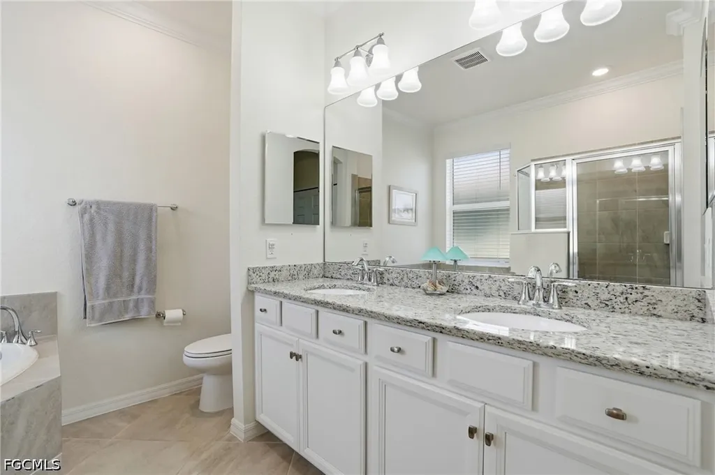 1815 Alameda Drive Naples FL 34120