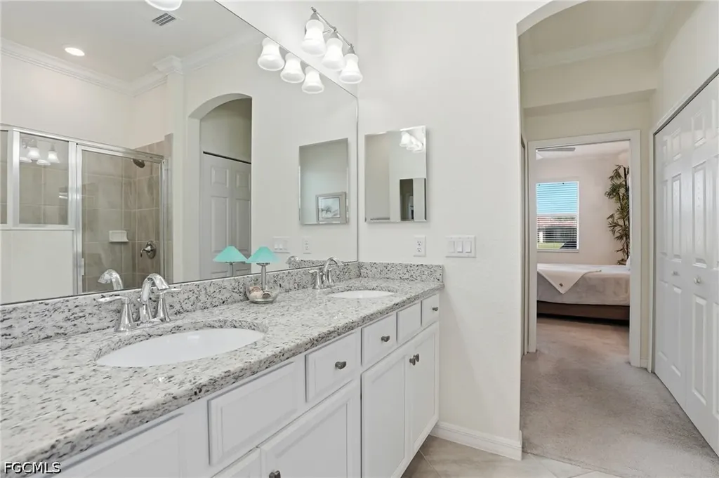 1815 Alameda Drive Naples FL 34120