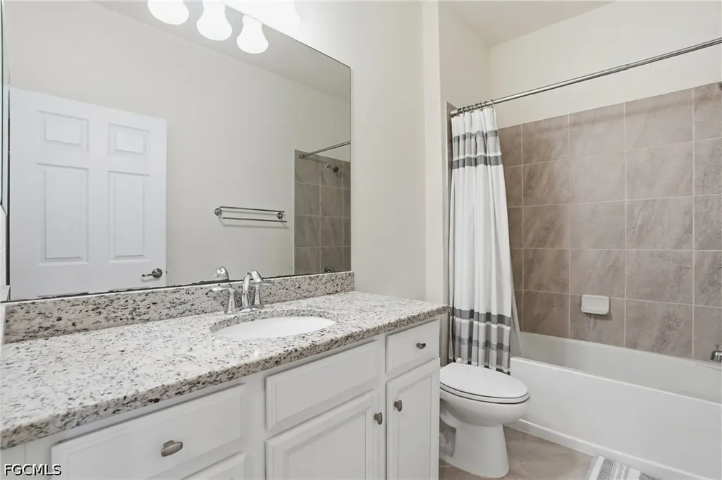 1815 Alameda Drive Naples FL 34120