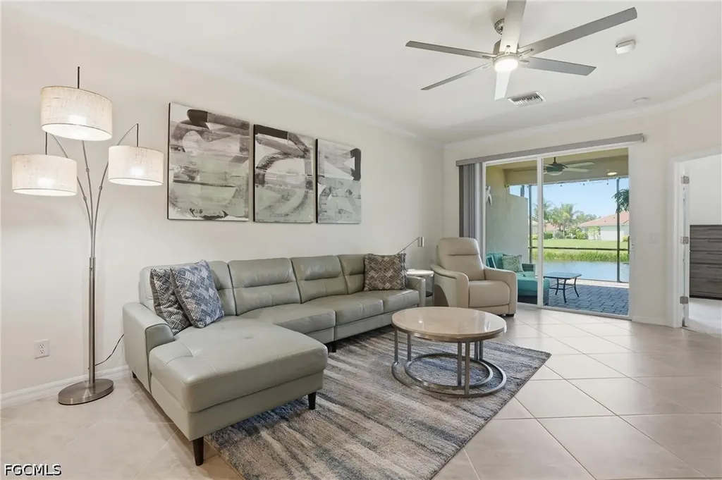 1815 Alameda Drive Naples FL 34120