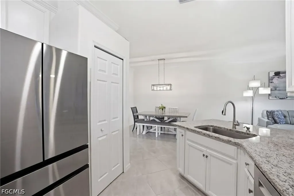 1815 Alameda Drive Naples FL 34120