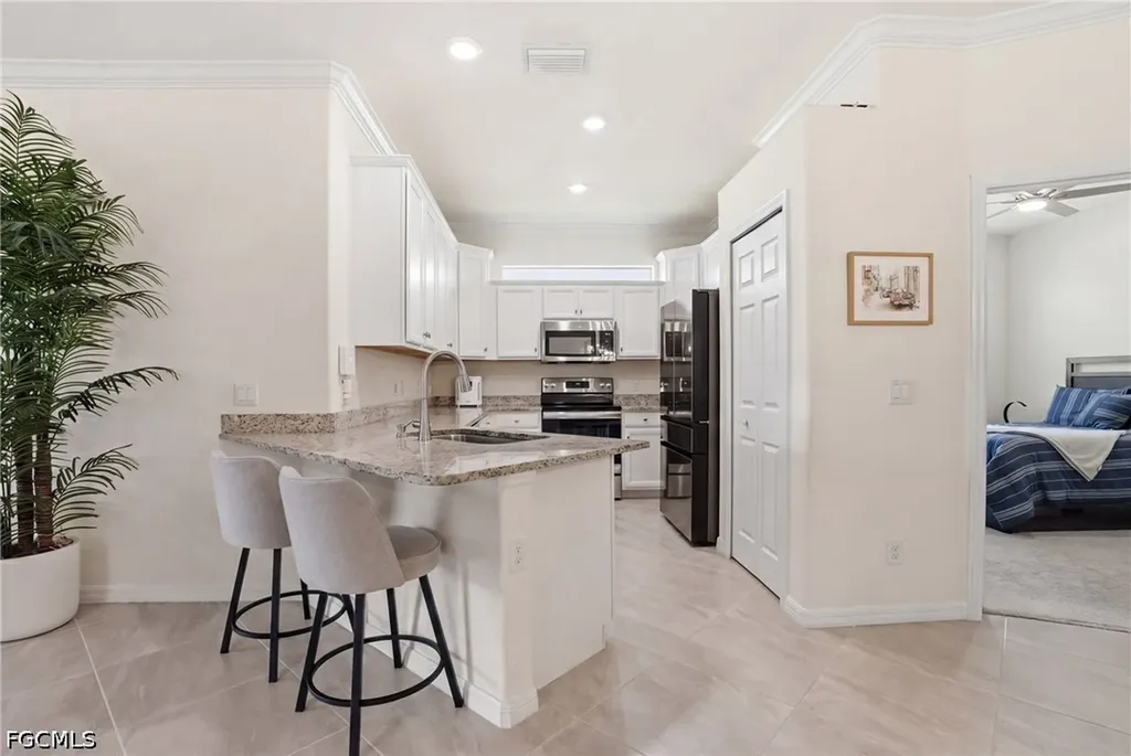 1815 Alameda Drive Naples FL 34120