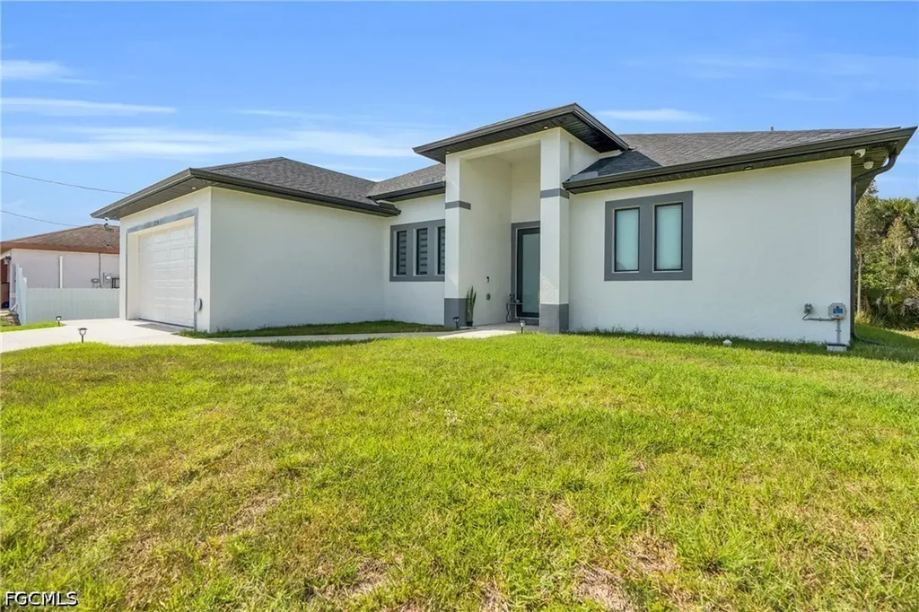 2908 25th Street W Lehigh Acres FL 33971