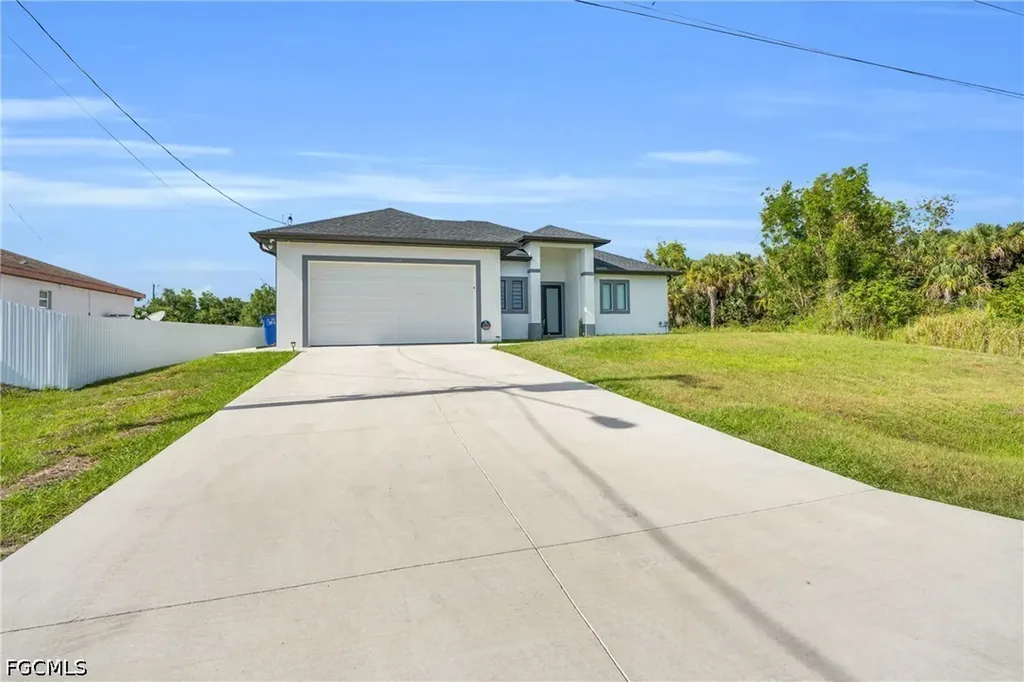 2908 25th Street W Lehigh Acres FL 33971