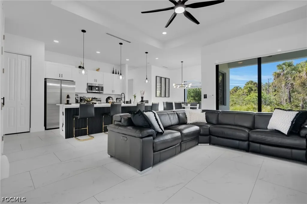 2908 25th Street W Lehigh Acres FL 33971