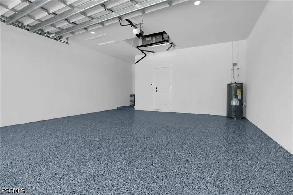 2625/2627 Sunniland Boulevard Lehigh Acres FL 33971