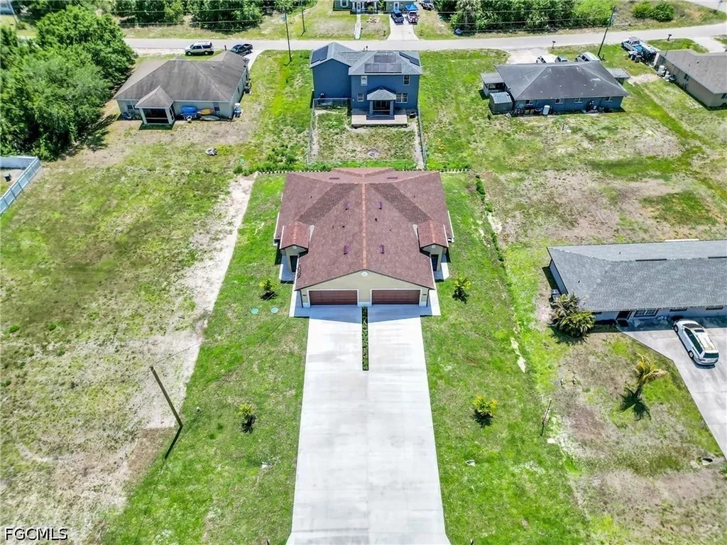 2625/2627 Sunniland Boulevard Lehigh Acres FL 33971