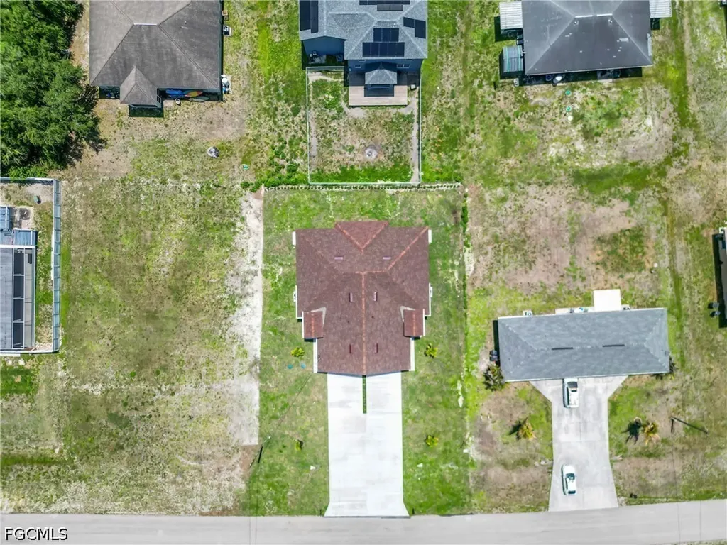 2625/2627 Sunniland Boulevard Lehigh Acres FL 33971