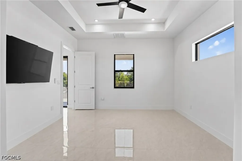4333 NW 36th Avenue Cape Coral FL 33993