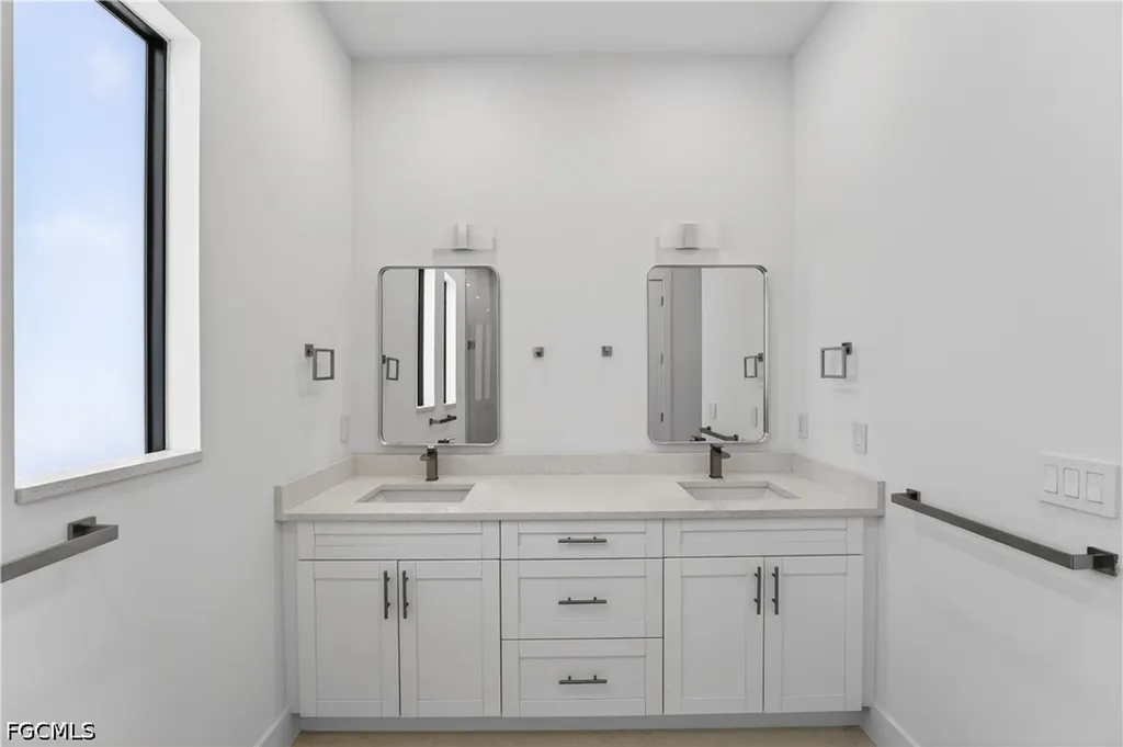 4333 NW 36th Avenue Cape Coral FL 33993