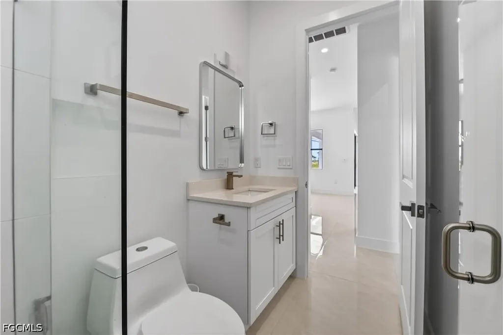 4333 NW 36th Avenue Cape Coral FL 33993