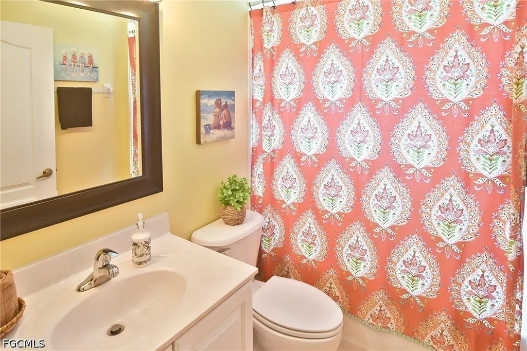 10381 Mcarthur Palm Lane Fort Myers FL 33966
