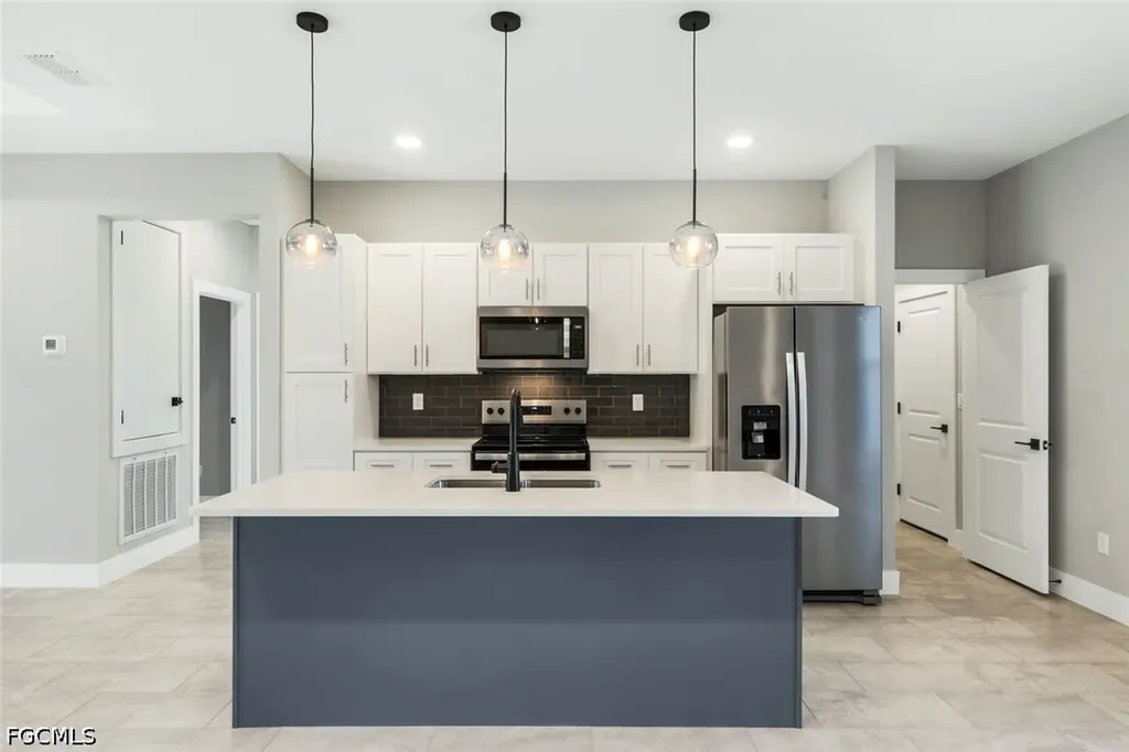 421 NE 19th Terrace Cape Coral FL 33909